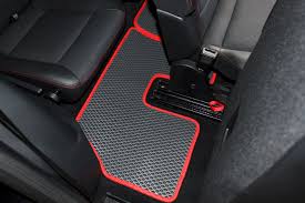 Araç içi paspas örneği